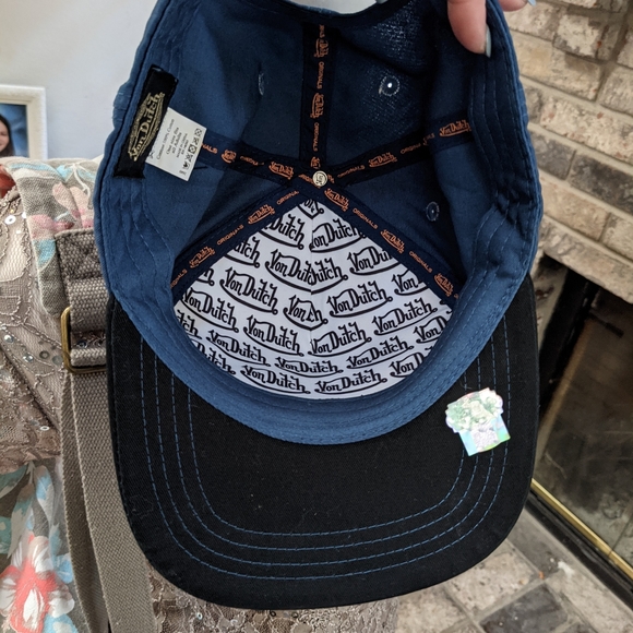 ⭕SOLD⭕Von Dutch Unisex Trucker Hat - Picture 7 of 10